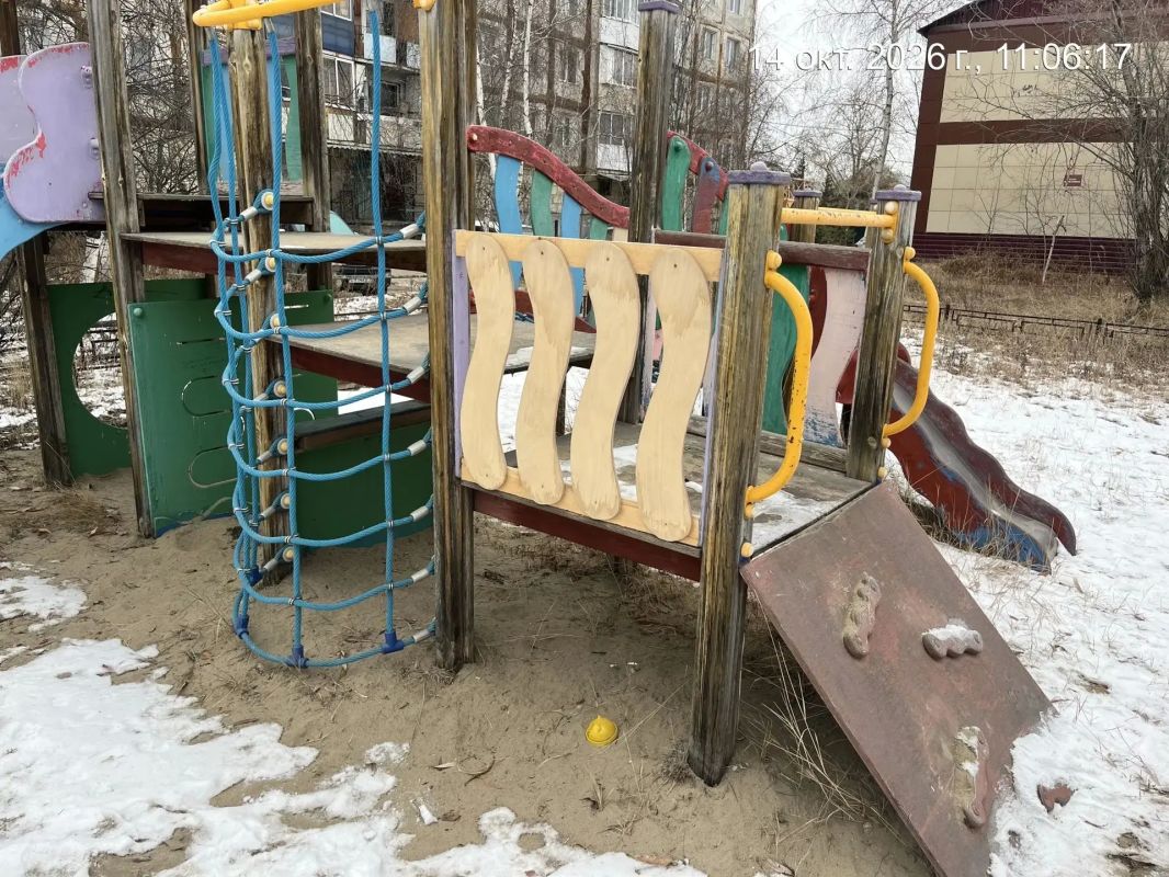 Сегодня в Губинском округе прошла комиссионная приемка детских игровых площадок после завершения работ подрядной организацией Сегодня в Губинском округе прошла комиссионная приемка детских игровых площадок после завершения работ подрядной организацией