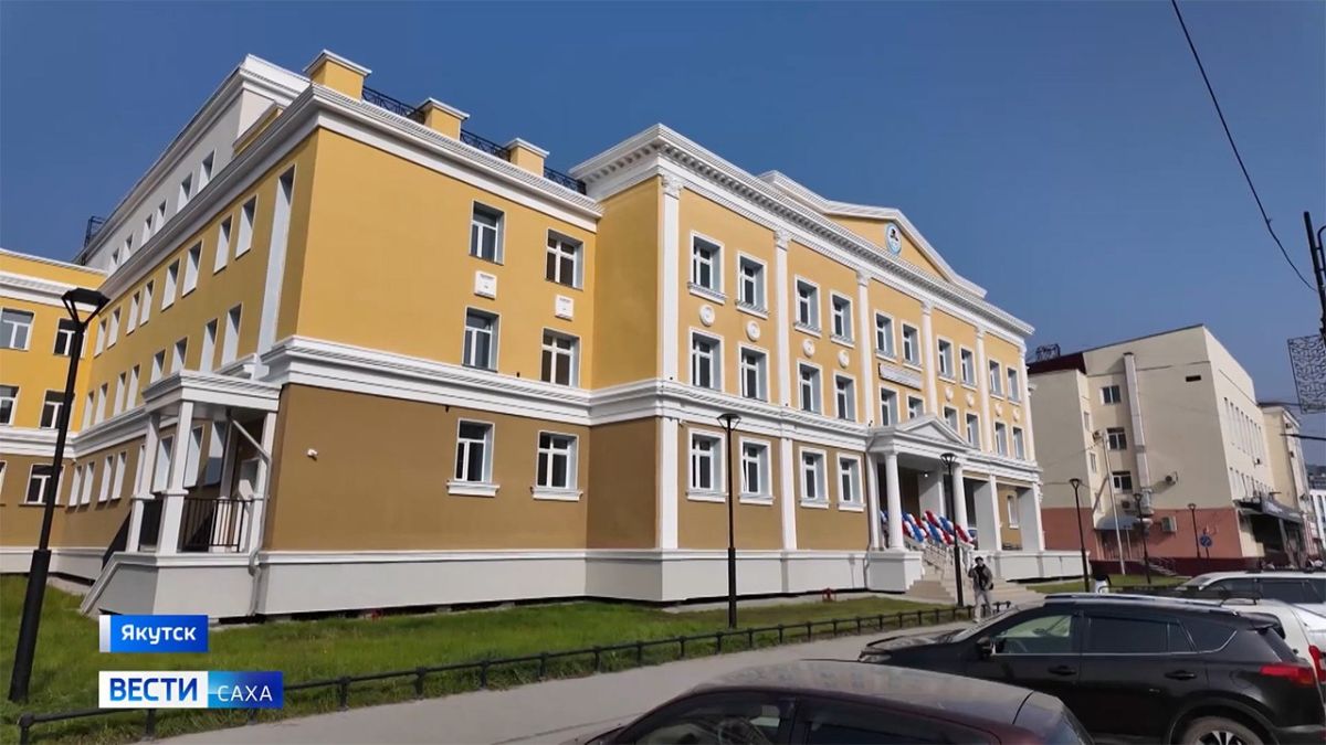 Стала известна ориентировочная дата открытия школы №1 Якутска