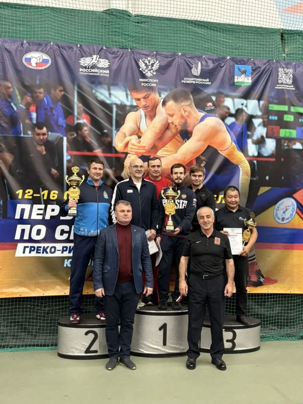 12-16 октября проводится Первенство России по греко-римской борьбе среди кадетов по спорту глухих 12-16 октября проводится Первенство России по греко-римской борьбе среди кадетов по спорту глухих