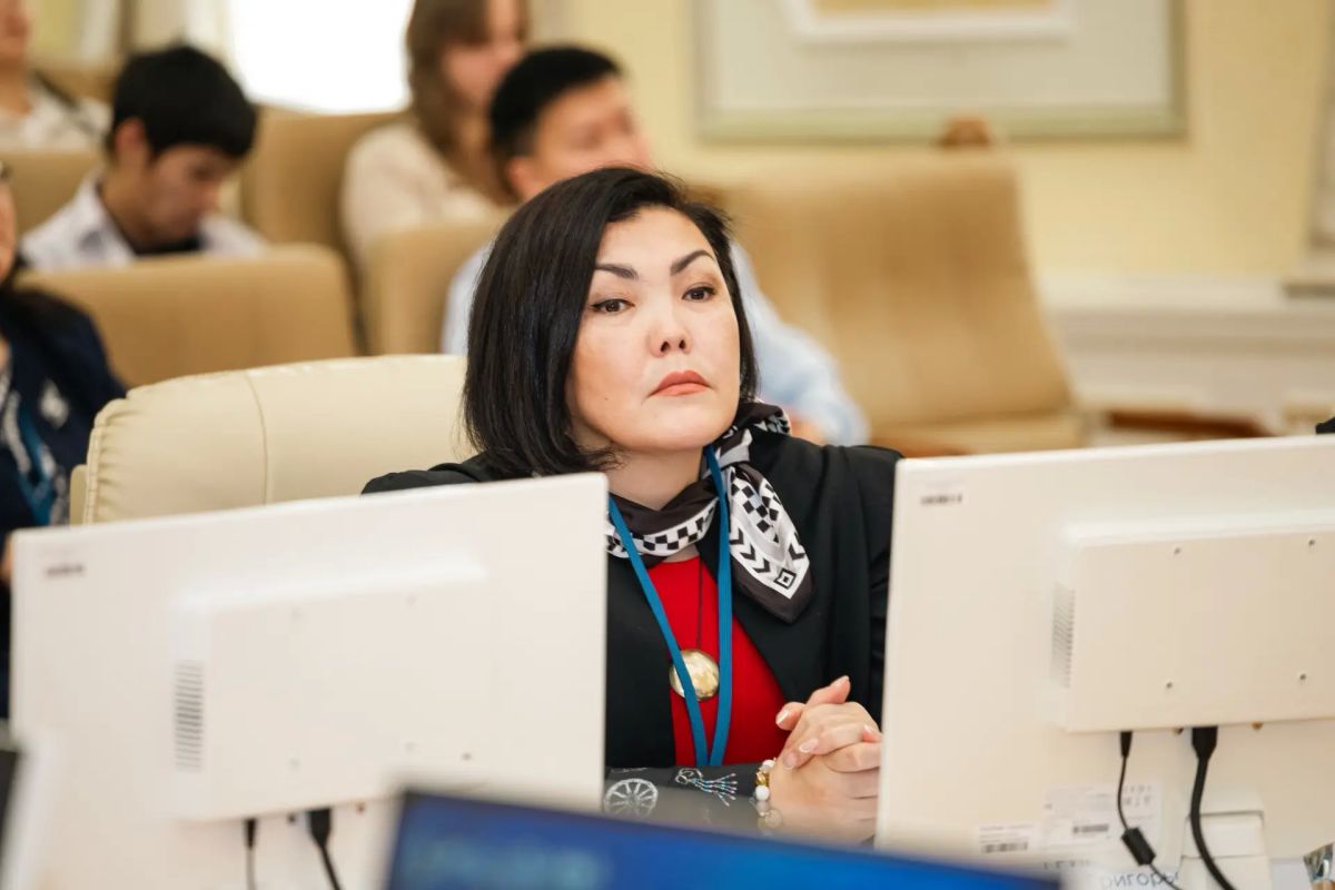В Якутске стартовал I Международный форум «Сотрудничество во имя мира и согласия народов» В Якутске стартовал I Международный форум «Сотрудничество во имя мира и согласия народов»