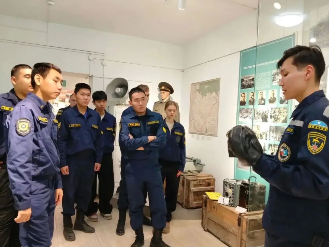 Будущих полицейских Якутии обучили правилам поведения при ЧС
