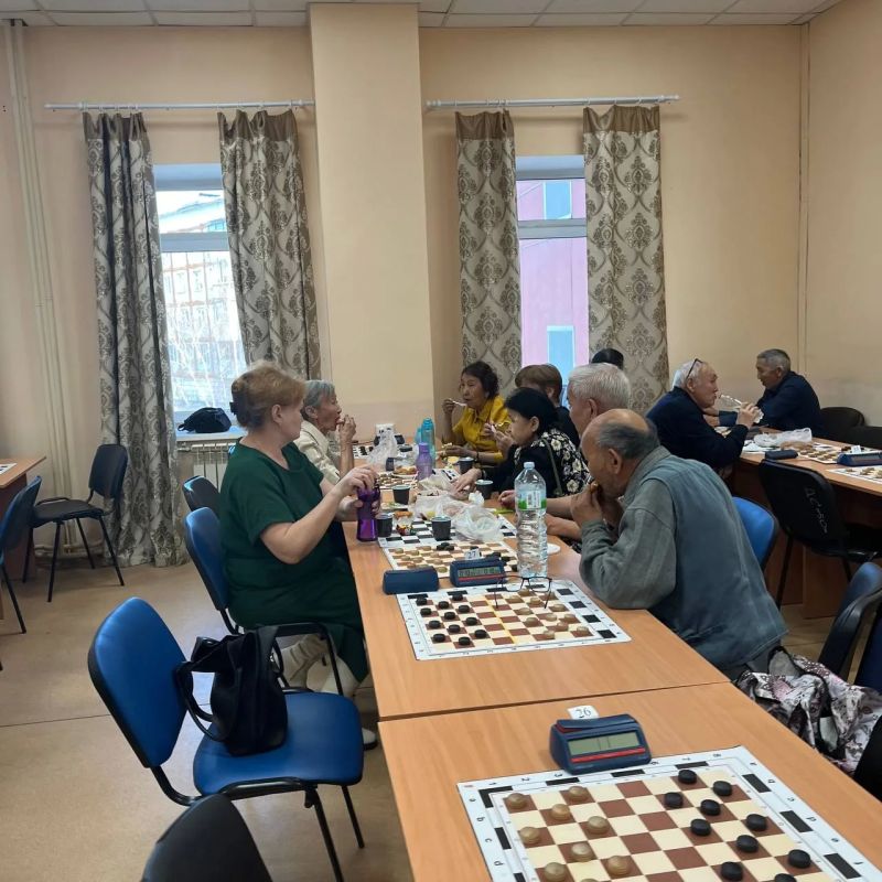 В Республиканском шахматно-шашечном центре проходит турнир по русским шашкам среди пенсионеров, посвящённый Международному дню пожилых людей В Республиканском шахматно-шашечном центре проходит турнир по русским шашкам среди пенсионеров, посвящённый Международному дню пожилых людей