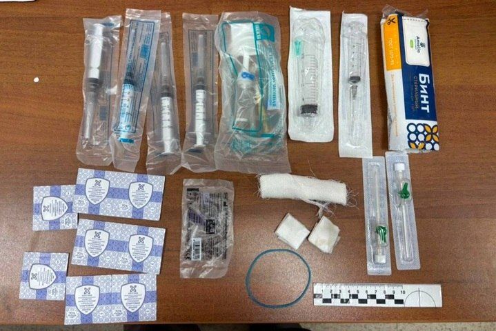 Оказывала медицинские услуг без лицензии