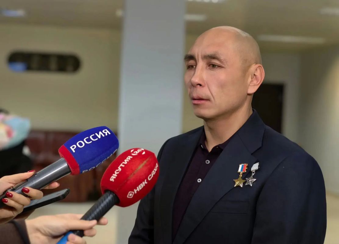 14-го Героя России Александра Находкина торжественно встретили в Якутске