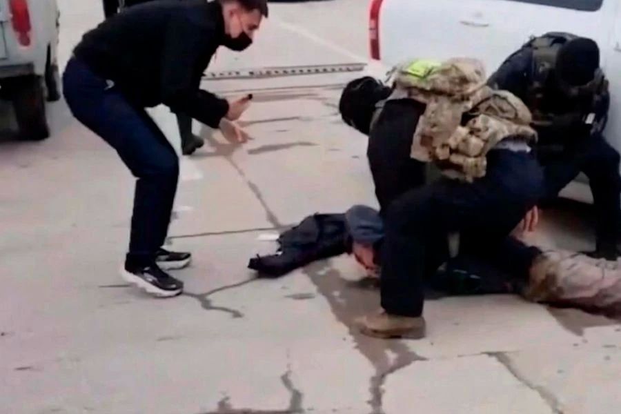 При участии СОБР «Алмаз» Росгвардии задержан якутянин, сотрудничавший с украинскими спецслужбами