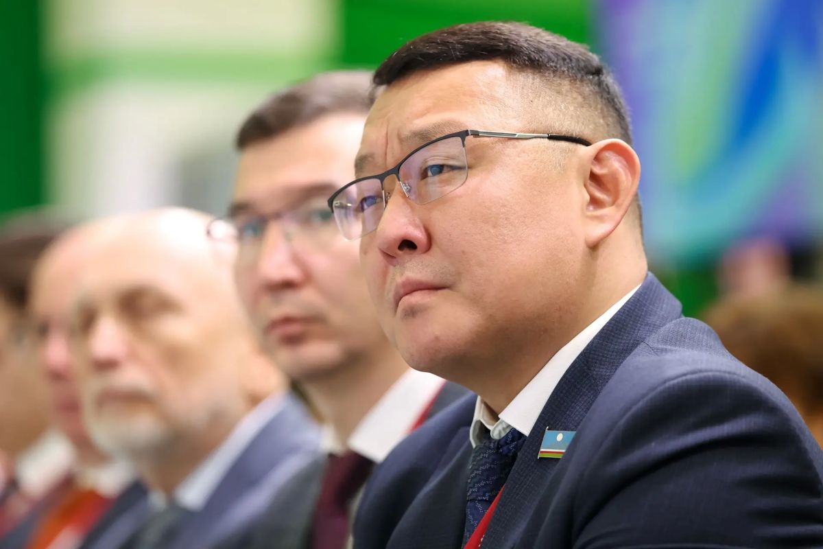 14-16 октября принял участие в IX Международном форуме «Российская энергетическая неделя» (РЭН), прошедшем в г. Москве. В рамках деловой программы особое внимание было уделено вопросам развития энергетики в условиях... 14-16 октября принял участие в IX Международном форуме «Российская энергетическая неделя» (РЭН), прошедшем в г. Москве. В рамках деловой программы особое внимание было уделено вопросам развития энергетики в условиях...