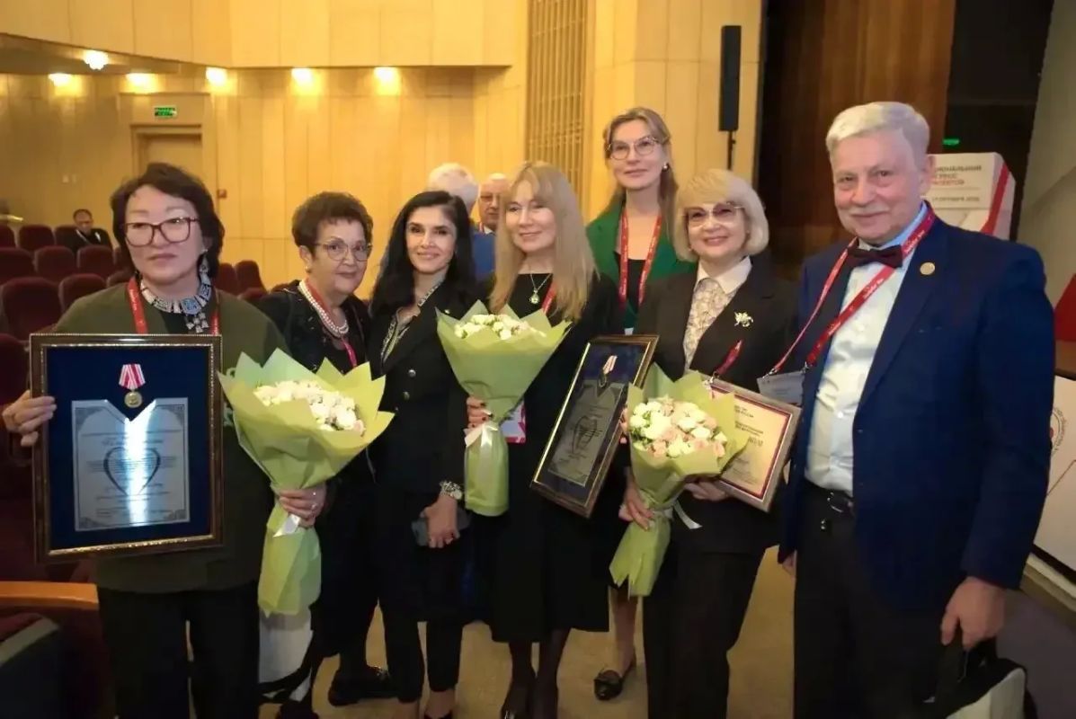 Якутские врачи представили передовой опыт на XXI Национальном конгрессе терапевтов в Москве Якутские врачи представили передовой опыт на XXI Национальном конгрессе терапевтов в Москве