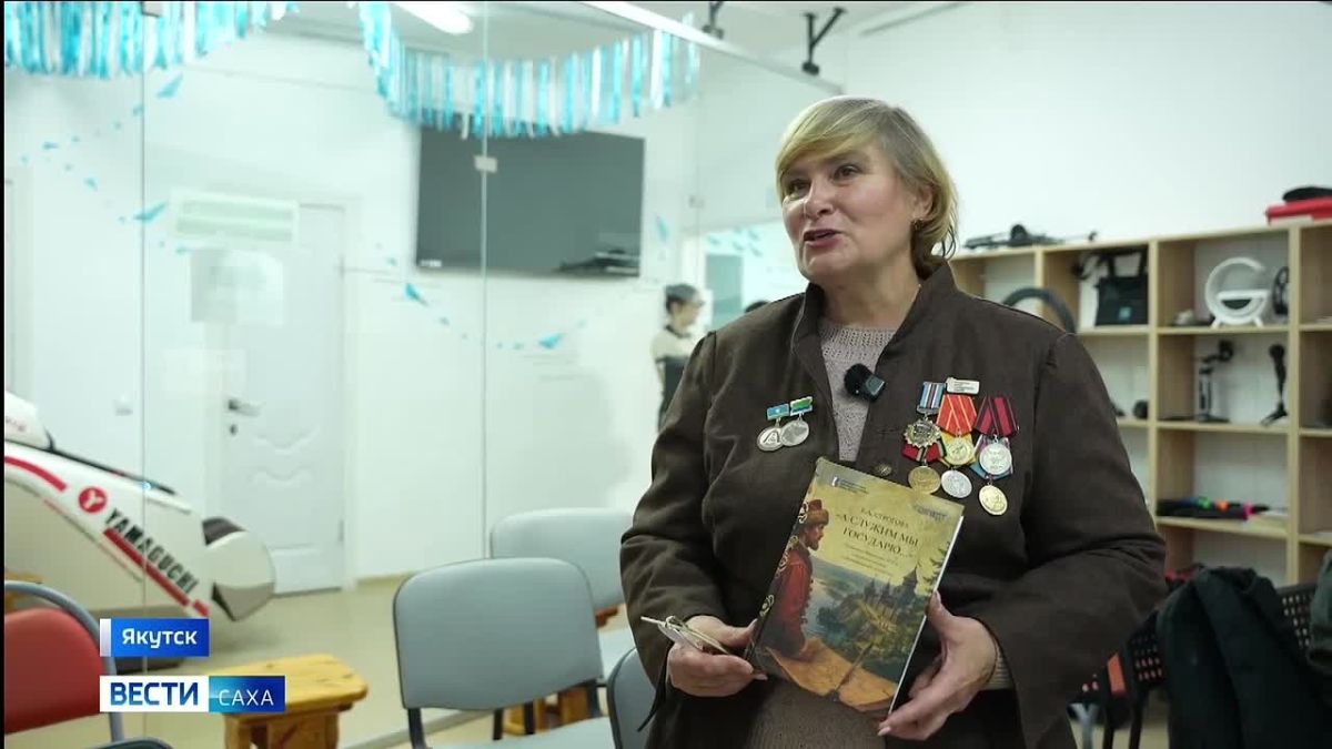 В краеведческой библиотеке имени Белинского прошла презентация книги Екатерины Строговой "А служим мы государю…"