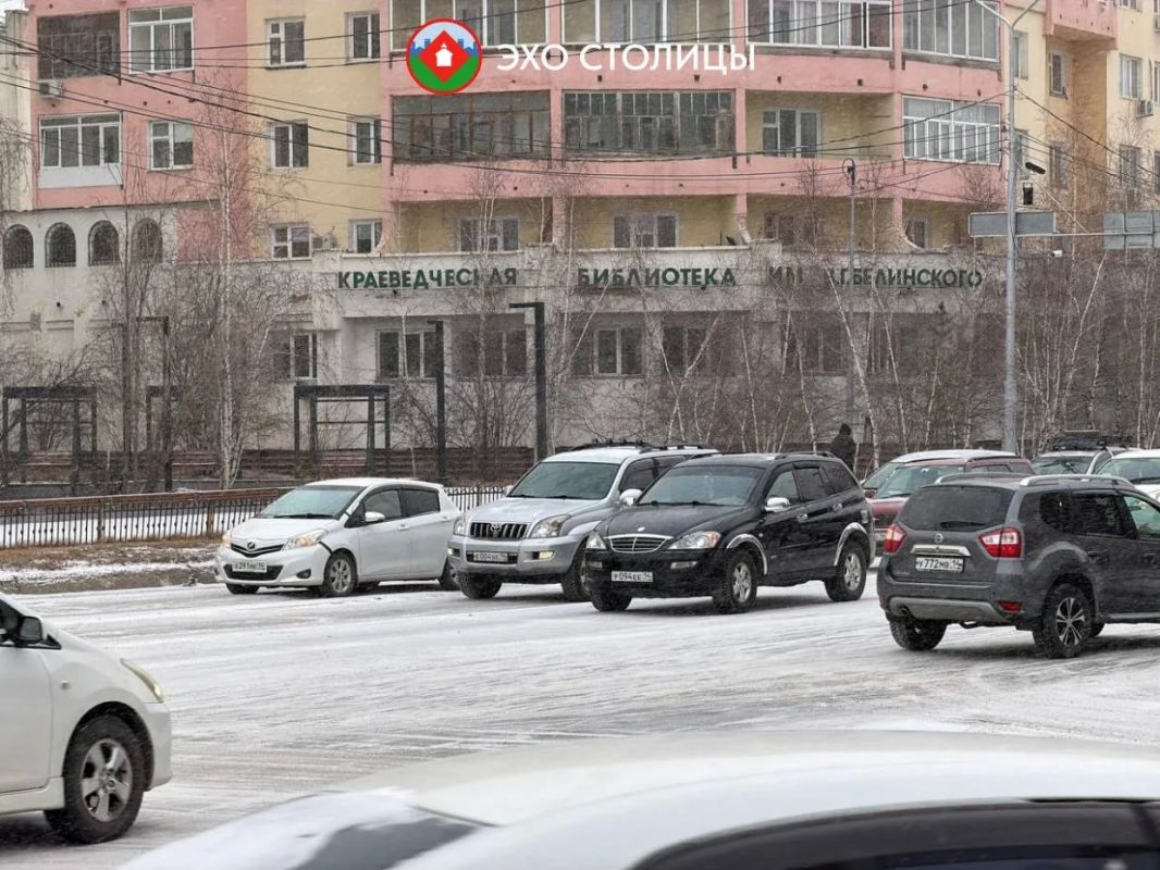 В Якутске пошел снег. Осторожно: гололед! В Якутске пошел снег. Осторожно: гололед!