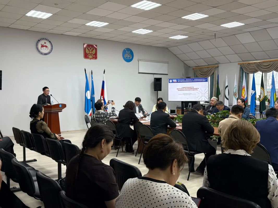 В Верхневилюйском улусе обсудили вопросы психологической поддержки семей участников СВО В Верхневилюйском улусе обсудили вопросы психологической поддержки семей участников СВО