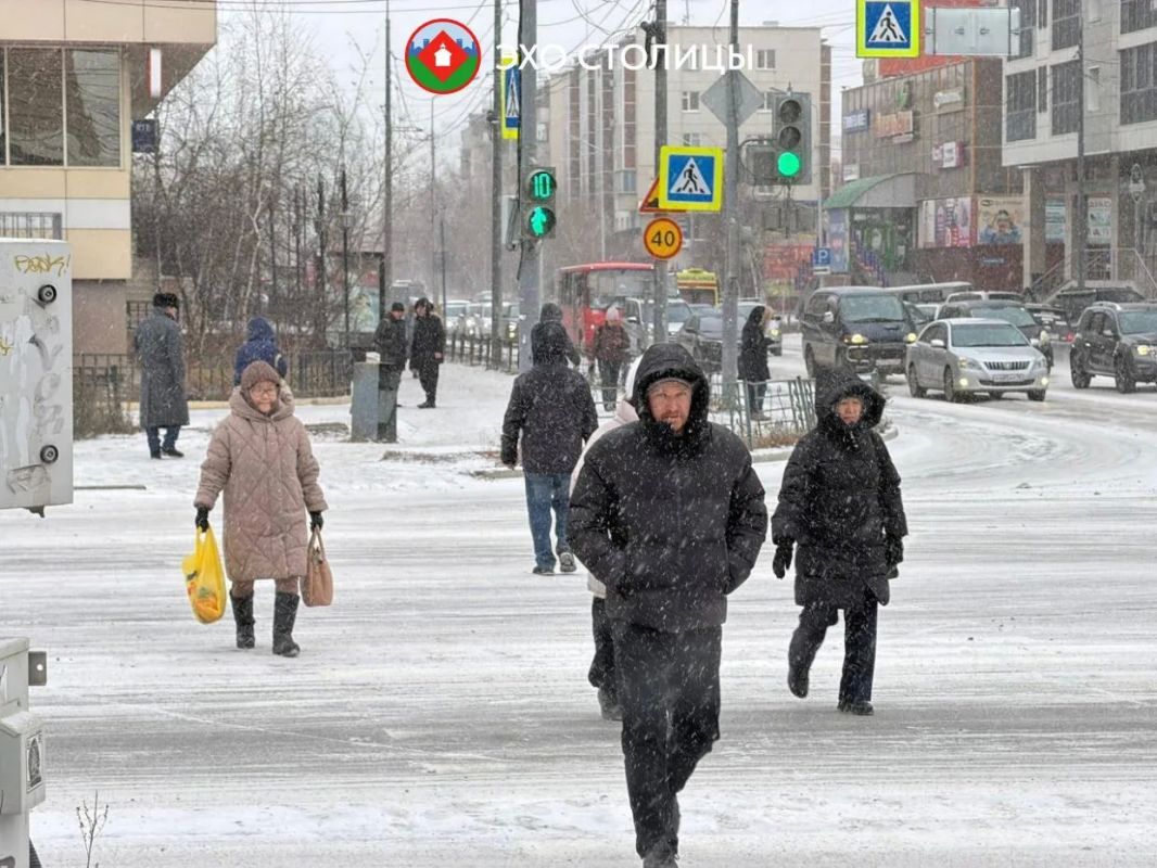 В Якутске пошел снег. Осторожно: гололед! В Якутске пошел снег. Осторожно: гололед!