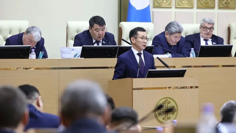 Правительство Республики Саха (Якутия) проработает вопрос включения средств на субсидирование социально значимых авиационных перевозок для жителей арктических и отдаленных районов при подготовке проекта государственного...