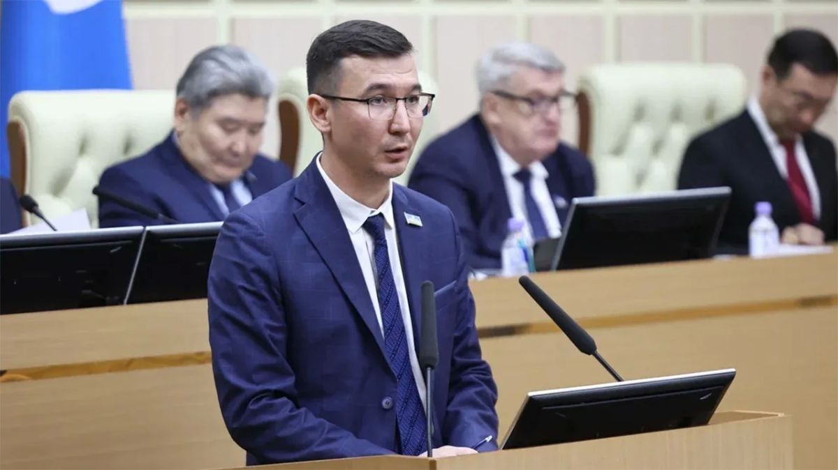 В ходе ХХ (очередного) пленарного заседания Государственного Собрания (Ил Тумэн) 21 октября народные депутаты республики дали согласие Главе Якутии на назначение Бочкова Николая Владимировича на должность первого заместителя...