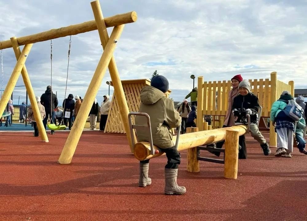 12 общественных пространств по нацпроекту благоустроили в Якутии за два месяца