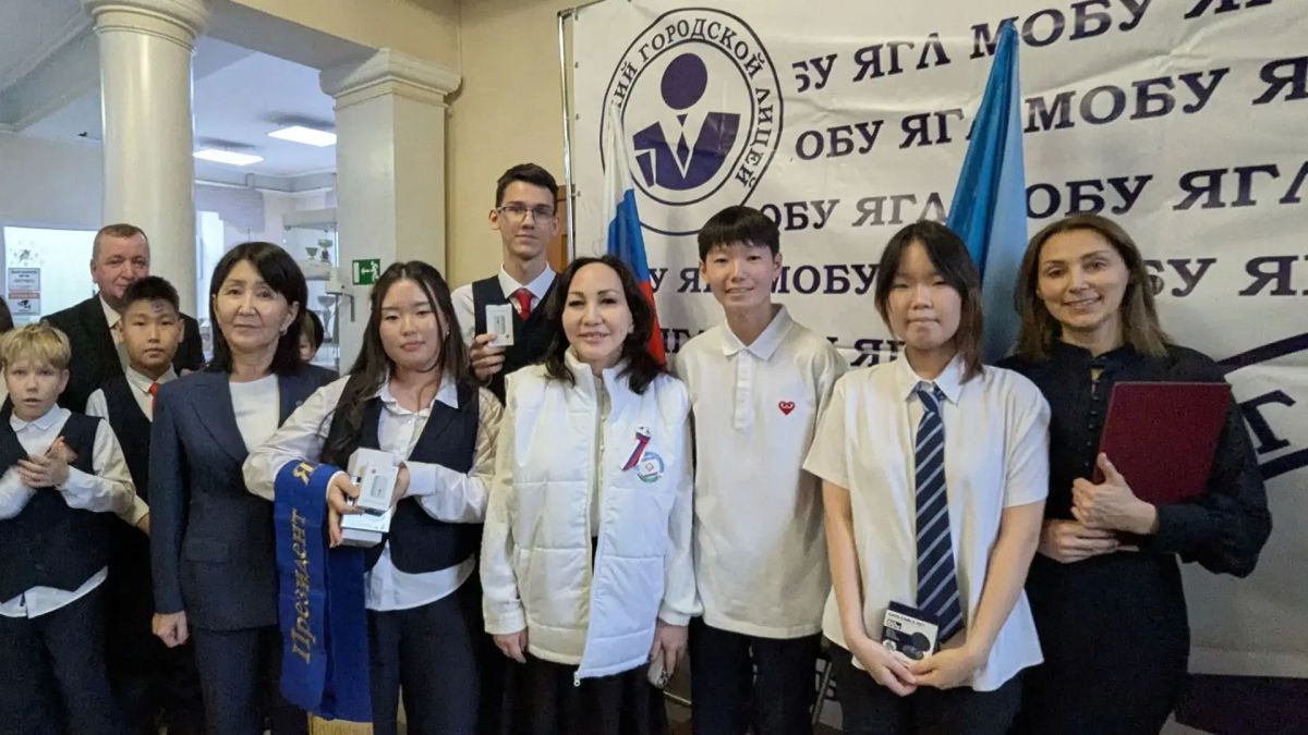 В МОБУ «Якутский городской лицей» состоялось яркое и важное событие — инаугурация 32-го президента ученического самоуправления! В МОБУ «Якутский городской лицей» состоялось яркое и важное событие — инаугурация 32-го президента ученического самоуправления!