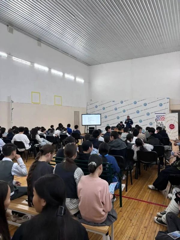 Спасатели провели профилактические мероприятия на тему «Безопасный лёд» Спасатели провели профилактические мероприятия на тему «Безопасный лёд»