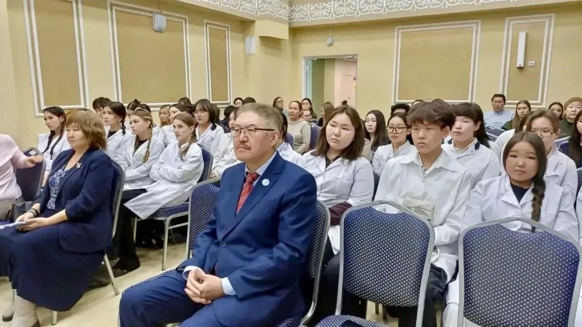 В школе № 26 Якутска торжественно открылся первый медицинский класс В школе № 26 Якутска торжественно открылся первый медицинский класс