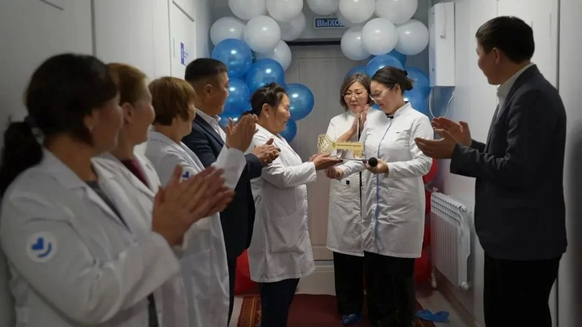 В селе Ботулу Верхневилюйского улуса открылась новая врачебная амбулатория В селе Ботулу Верхневилюйского улуса открылась новая врачебная амбулатория