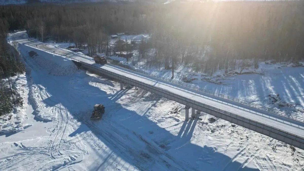 Два моста через реки Улах и Куранах ввели на трассе «Яна» в Якутии