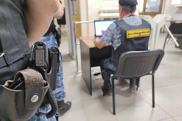 От оружия до электрошокеров: Более 2 тысяч запрещенных предметов изъяли в судах Якутии
