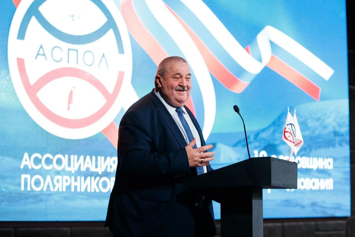 Уход из жизни Вячеслава Владимировича Рукши - большая утрата для транспортной отрасли России и для всех, кто связывает своё будущее с развитием Арктики Уход из жизни Вячеслава Владимировича Рукши - большая утрата для транспортной отрасли России и для всех, кто связывает своё будущее с развитием Арктики