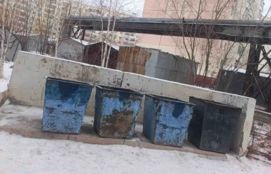Управа проверила площадки для сбора ТКО по поручению Главы города Якутска