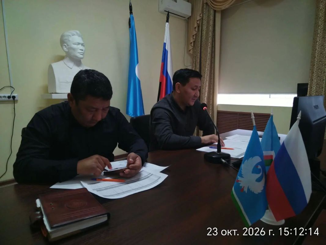 В актовом зале Администрации Намского улуса прошло выездное рабочее совещание В актовом зале Администрации Намского улуса прошло выездное рабочее совещание