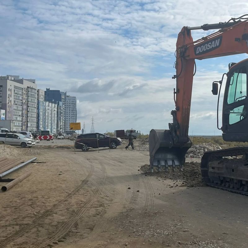 Корреспондент Sakhaday позвонил депутату гордумы Наталье Луковцевой, чтобы уточнить, во сколько завтра торжественное открытие улицы Ефимова в 203 микрорайоне Корреспондент Sakhaday позвонил депутату гордумы Наталье Луковцевой, чтобы уточнить, во сколько завтра торжественное открытие улицы Ефимова в 203 микрорайоне