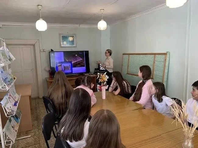 рспблкэ бибилэтиэкэлэригэр Оо трбт тылынан ааыытын клр кииннэр лэлэрин салгыыллар рспблкэ бибилэтиэкэлэригэр Оо трбт тылынан ааыытын клр кииннэр лэлэрин салгыыллар