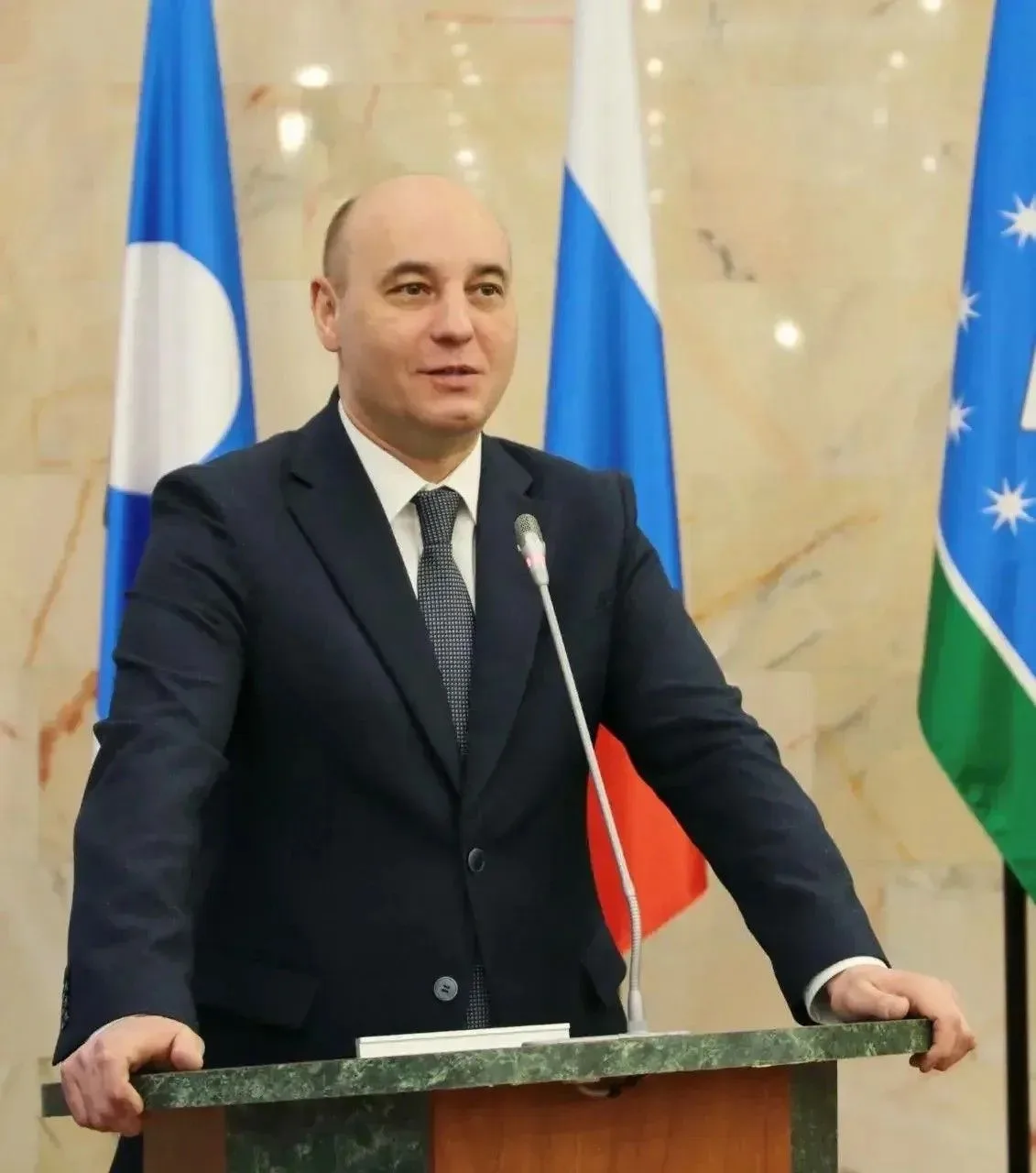 Главой Мирнинского района переизбран Александр Басыров
