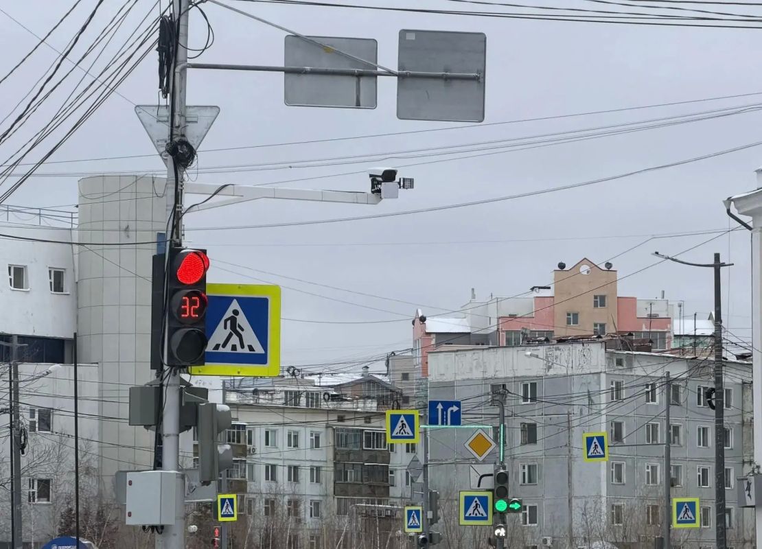 В Якутске установили шесть новых камер фиксации нарушений ПДД В Якутске установили шесть новых камер фиксации нарушений ПДД