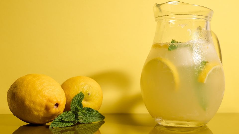 Простой и вкусный способ освежиться в жару: приготовьте лимонад по-турецки